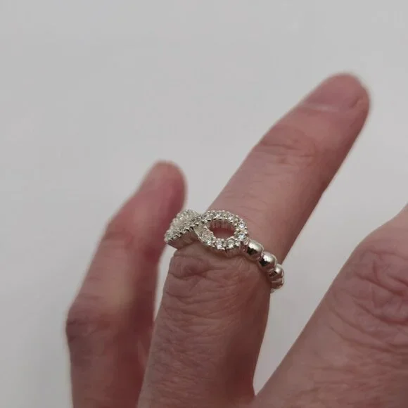 Size 6 Sterling Silver Cubic Zirconia Infinity Symbol Ring A2525 - Picture 5 of 9
